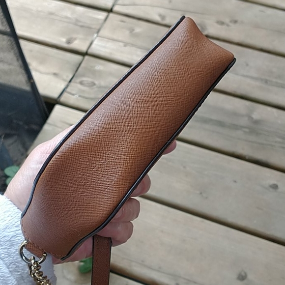 Michael Kors Crossbody Leather Bag - Picture 8 of 11